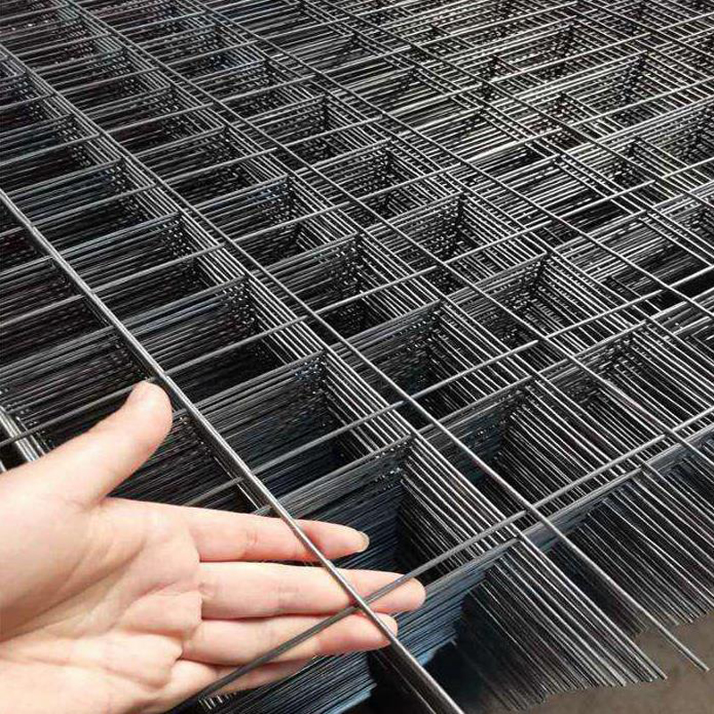护栏网：安全与美观并重的防护利器